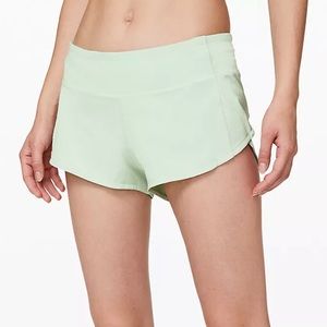 Lululemon Speed Up Short 
2.5"